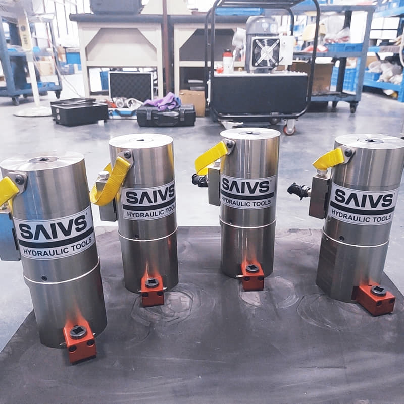 Bolts and Tensioners: Maintaining Security and Stability in Wind Turbines