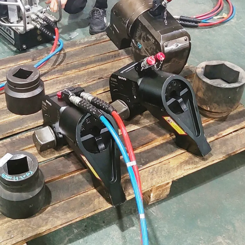 How to Use a Square Drive Hydraulic Torque Wrench(Images2) SDW1.webp