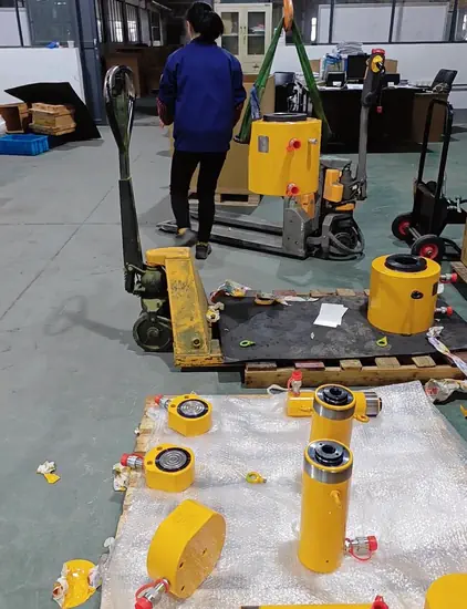Heavy-Duty 50 / 100 Ton Hydraulic Cylinders & Jacks from SAIVS – Precision, Power, and Performance You Can Trust(Images3) Heavy-Duty-50---100-Ton-Hydraulic-Cylinders---Jacks-8.webp